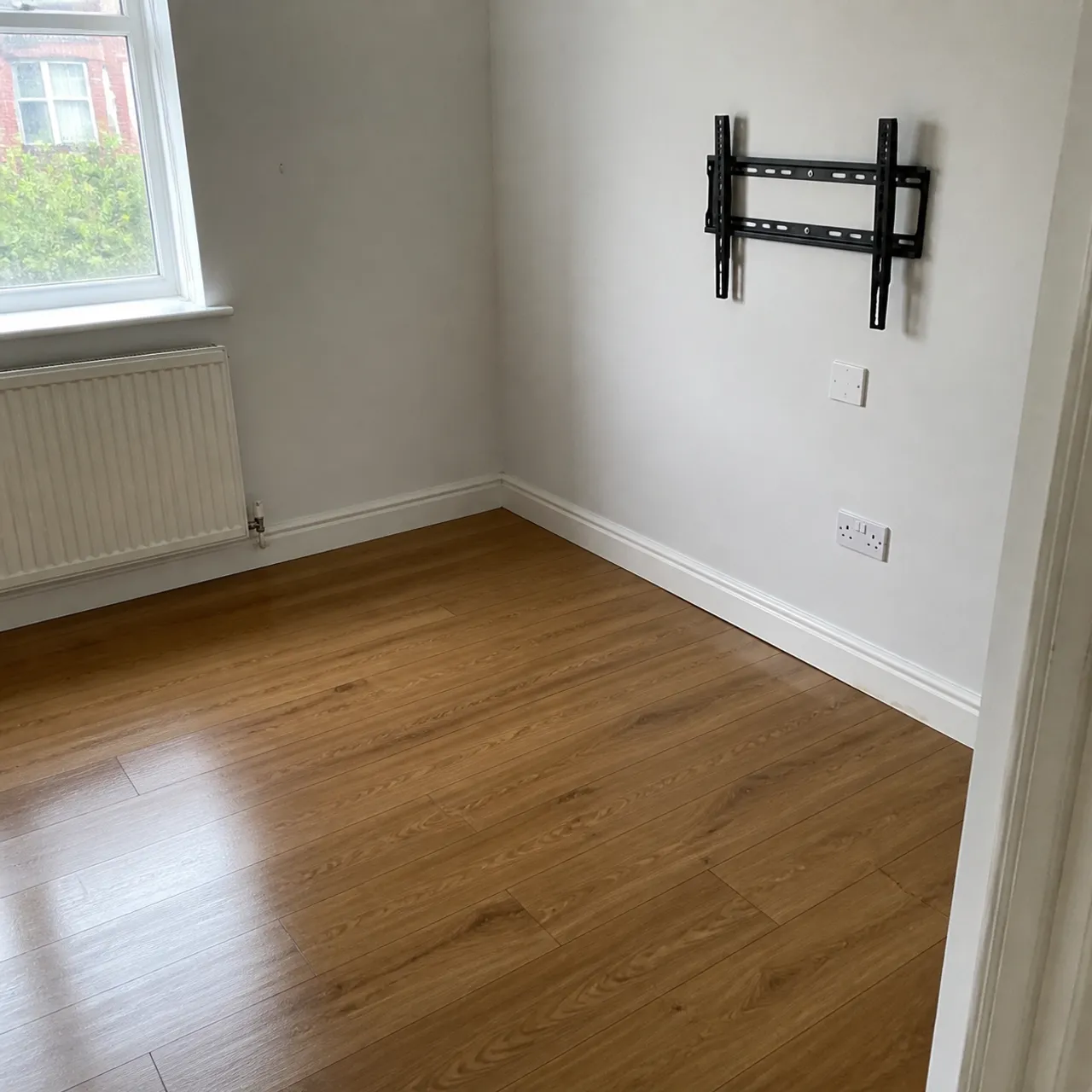 Living Room End of Tenancy Clean